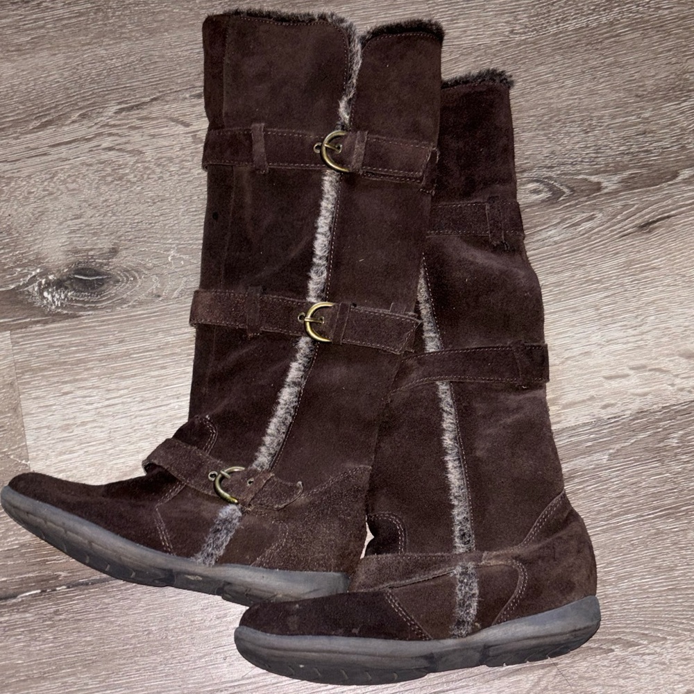 Zigs soho brown 2000s suede boots with faux fur trim